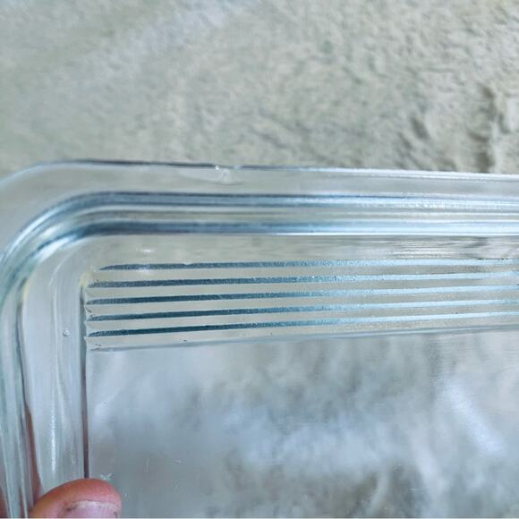 Vintage Pyrex 503-B Yellow Casserole, Refrigerator, Baking Dish w/ Ribbed Lid - Picture 15 of 16